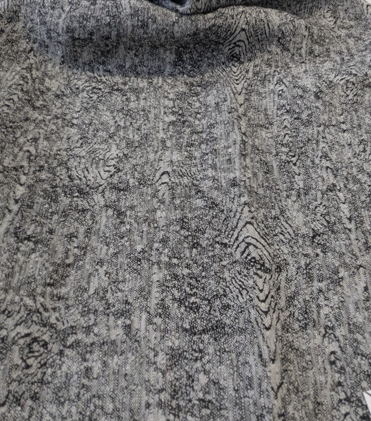 JE1365 — Black Wood